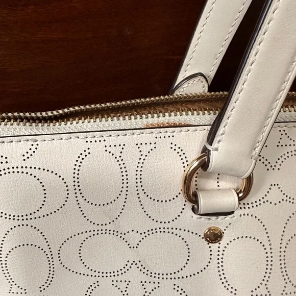 Coach Ivory Signature C Gallery Tote - Picture 6 of 14
